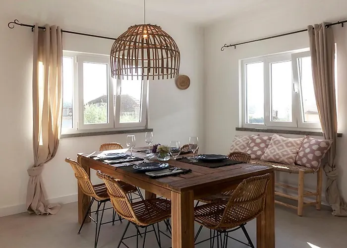 Casa Alfazemas 公寓 *