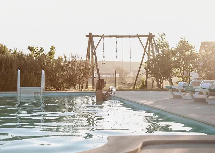 Casa Alfazemas 公寓 *