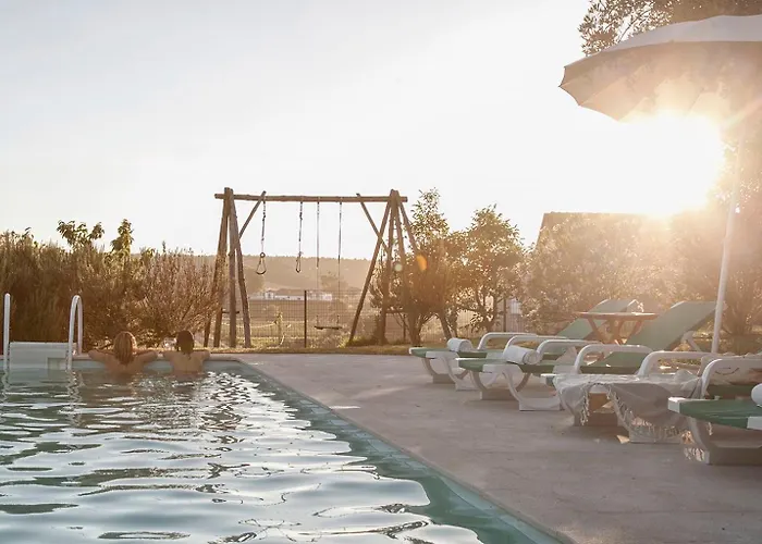 Casa Alfazemas 公寓 *